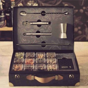 SPECIAL TOUCH MIXOLOGY SUITCASE